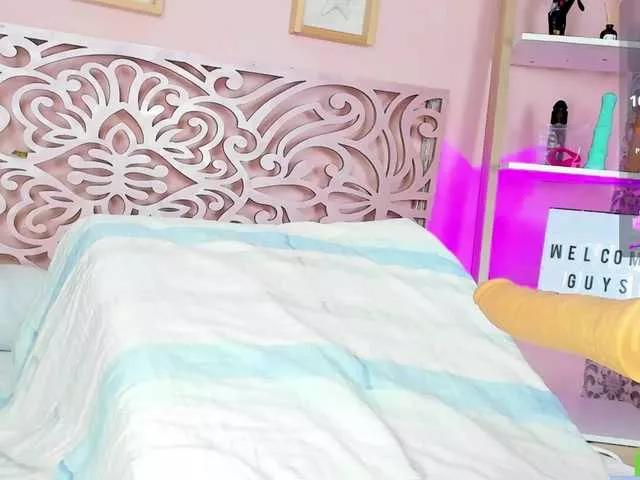 alannakim on BongaCams 