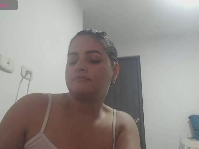 AlannaStephen on BongaCams 