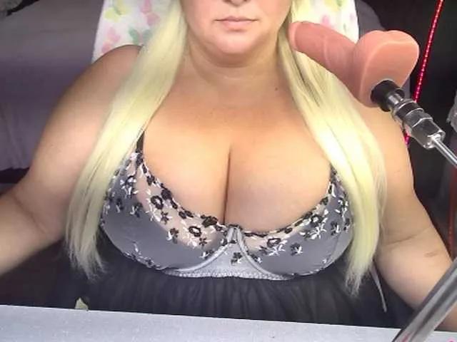 AlissaBecker on BongaCams