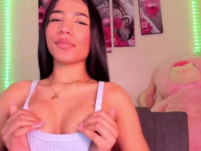 Alissarhys on BongaCams