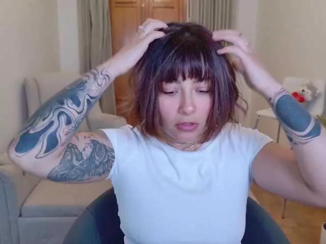 AlyaMisstres on BongaCams 