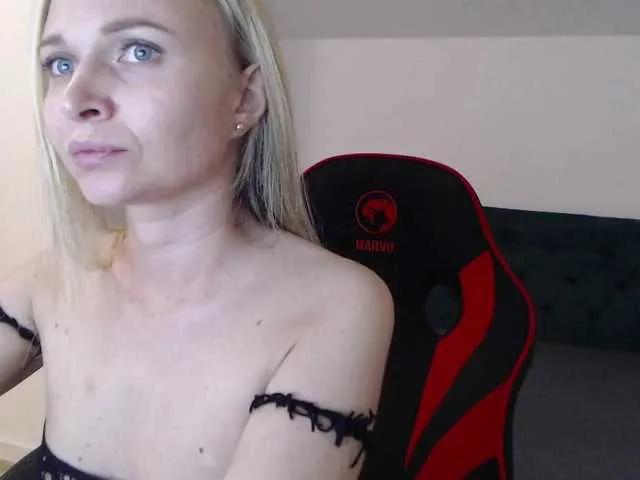 Anabellaa on BongaCams