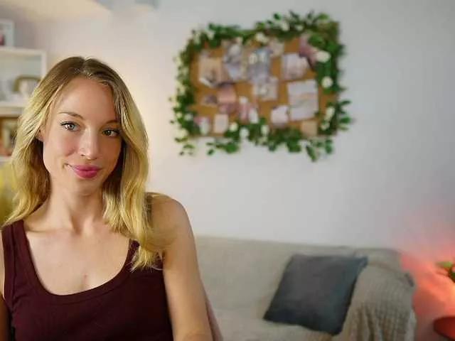 Avatar of AprilRose