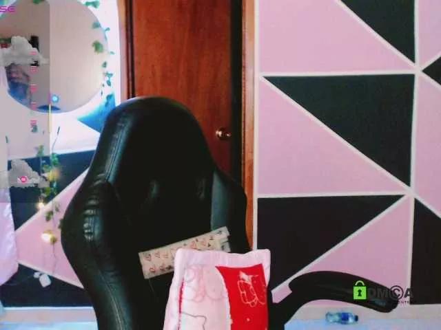Astarothie on BongaCams 