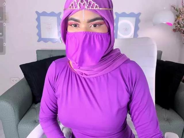 Aura-cuutee on BongaCams 