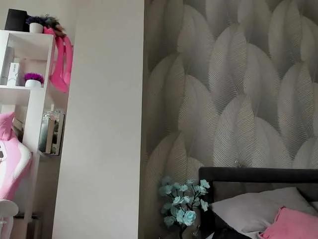 Bambiiiii on BongaCams 