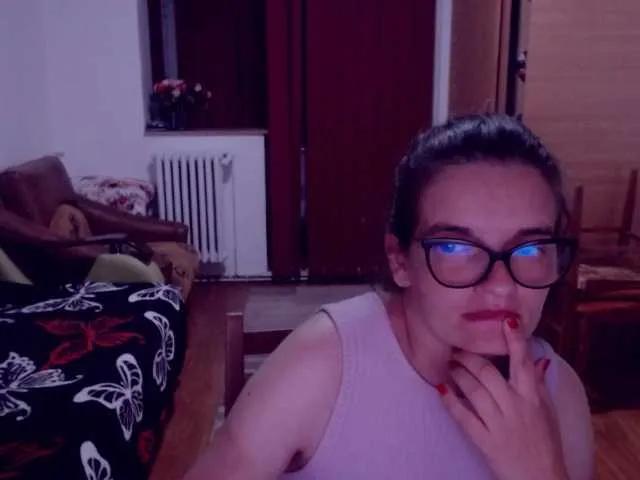 bellaro on BongaCams 