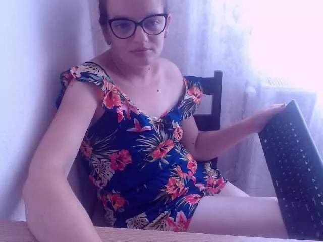bellaro on BongaCams 