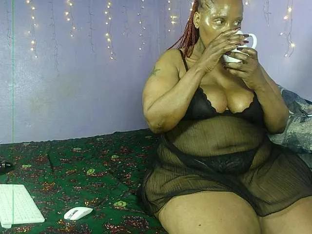 Big-Ass-Wilma on BongaCams