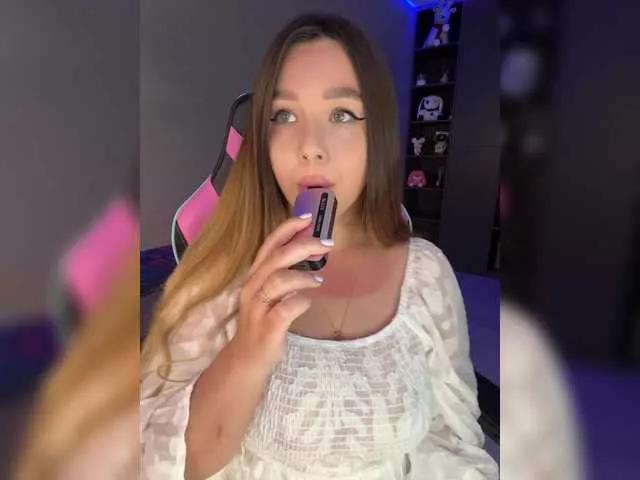 BloomJuliette on BongaCams 