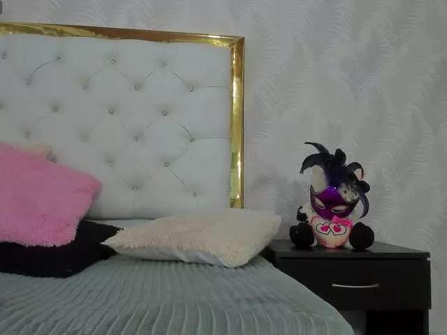 catalinalatin on BongaCams 