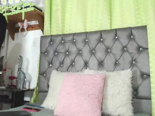 catalinalatin on BongaCams 