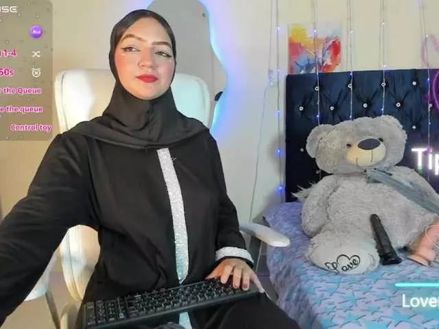 Dana-Alabi on BongaCams 