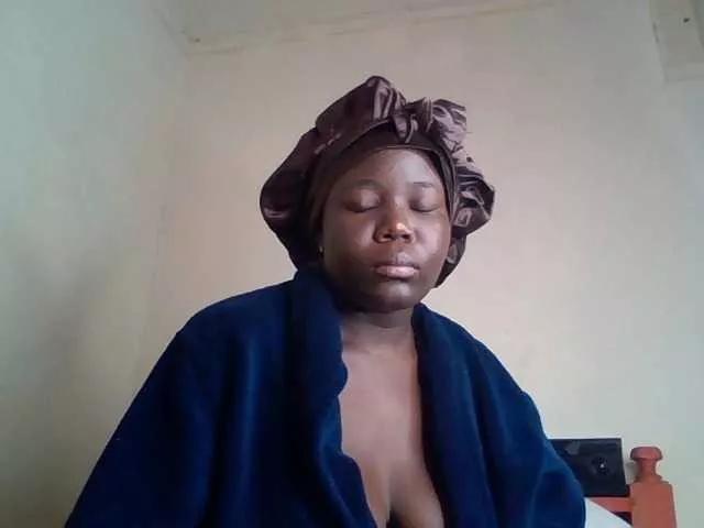 Dollycum on BongaCams 