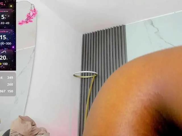 ebonydreams01 on BongaCams