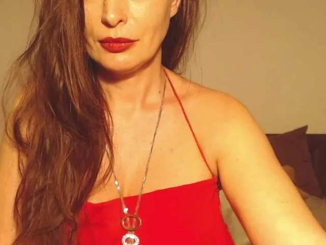ellaine on BongaCams