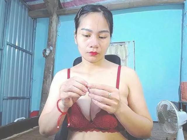 EllaShow93 on BongaCams 