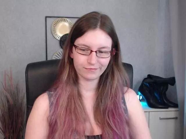 EmmaHeart on BongaCams 