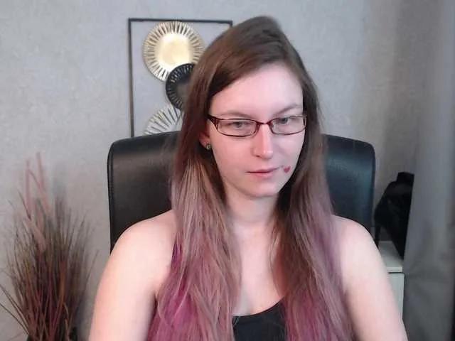 EmmaHeart on BongaCams 