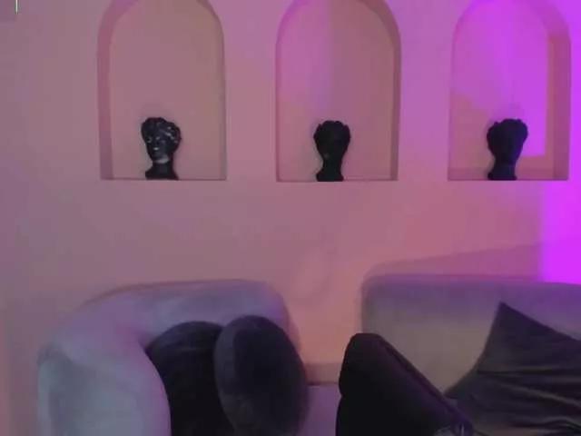 EveBenson on BongaCams 