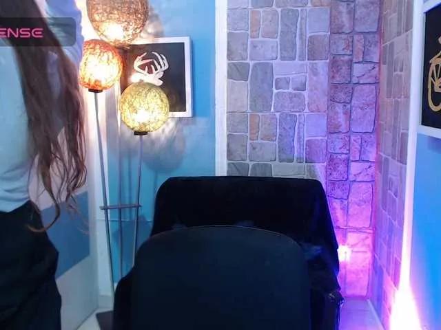 Fiorellaa-delsd on BongaCams