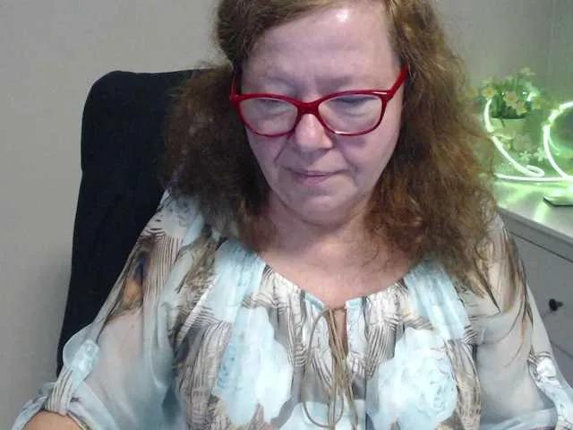 flirty-adele on BongaCams