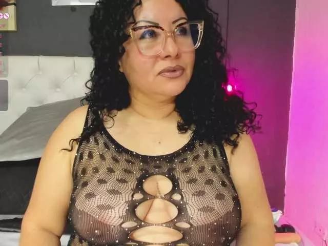 hazel-milf