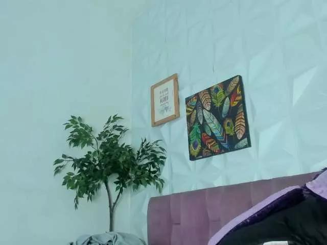 Hellen-Sky on BongaCams 