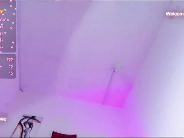 Hellen-star on BongaCams 
