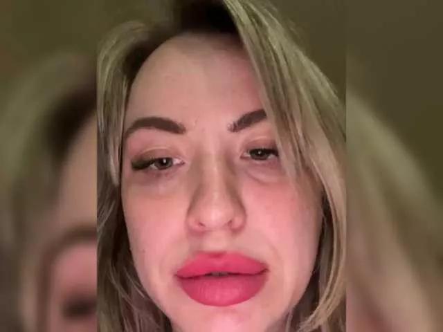 HollyDoll