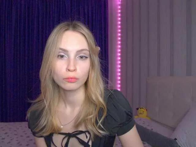 Avatar of hollyJoys
