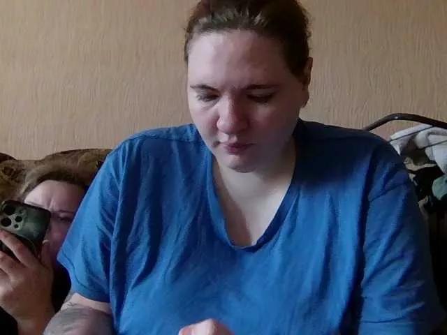HollyXEva