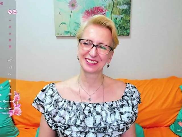 iamyourdream89 on BongaCams
