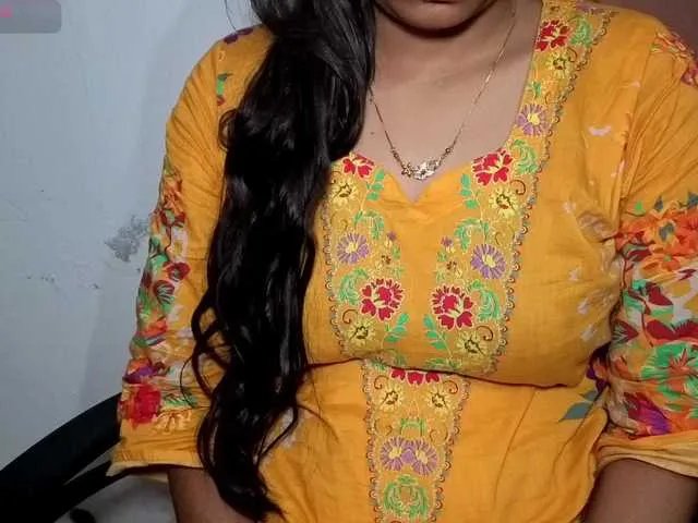 indianpooja on BongaCams 