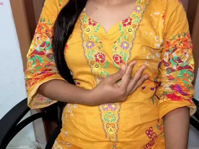 indianpooja on BongaCams 