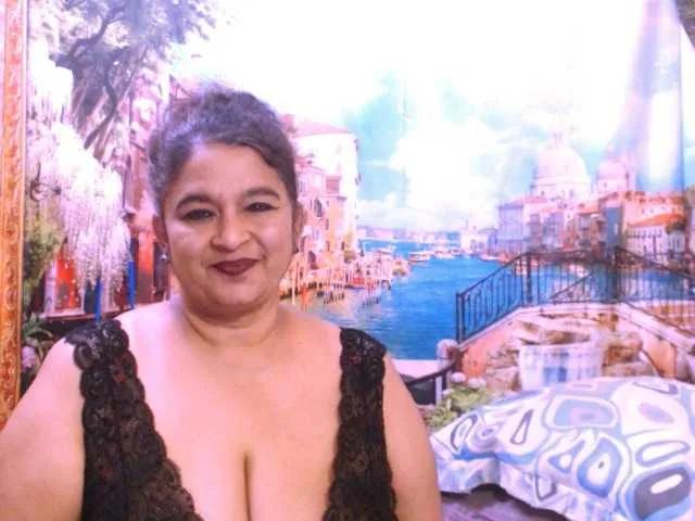 indianstar75 on BongaCams