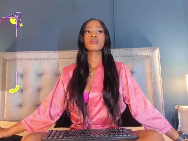 IssyRosse on BongaCams 