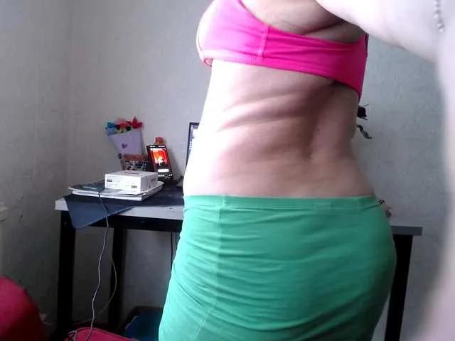 KarinaPlay23 on BongaCams
