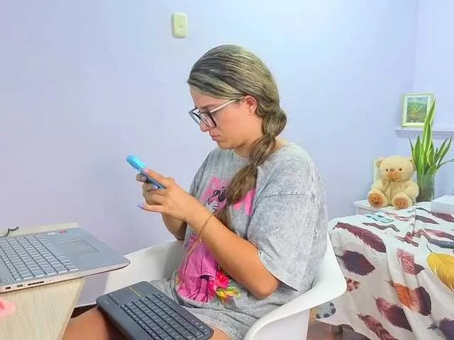 kattialov on BongaCams 