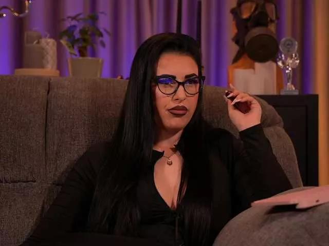 KellyKent on BongaCams 