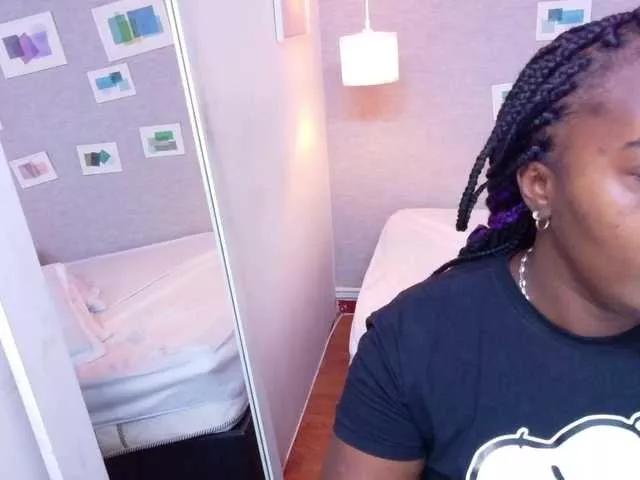 kiara-evanss on BongaCams 