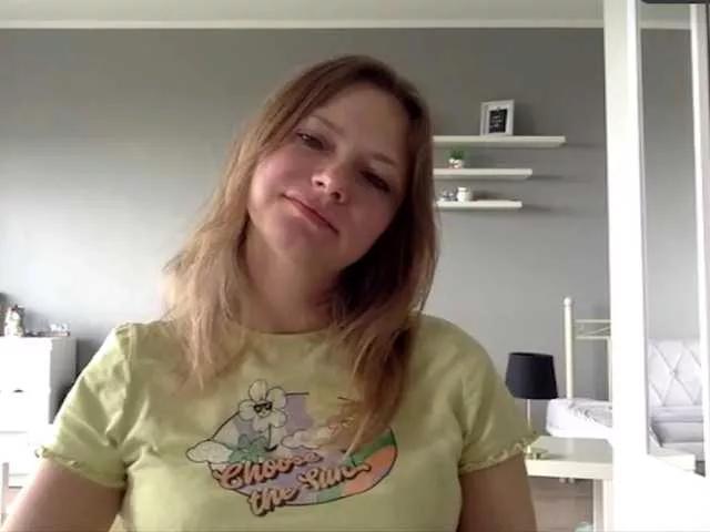 kissMillie on BongaCams 