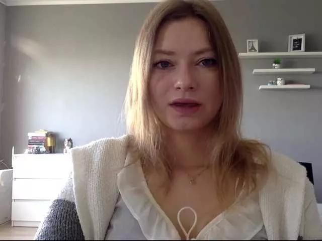 kissMillie on BongaCams 