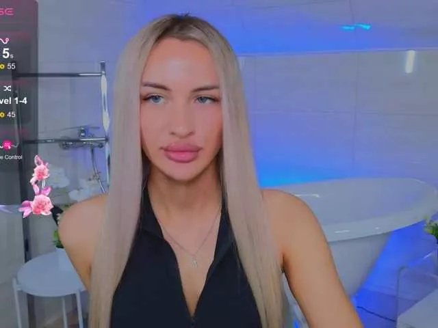 LeilaFlower on BongaCams 