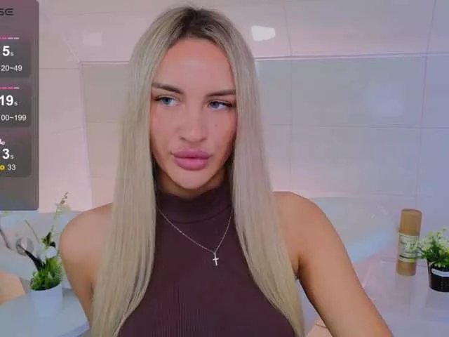 LeilaFlower on BongaCams 