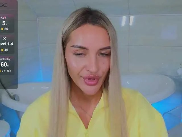 LeilaFlower on BongaCams 