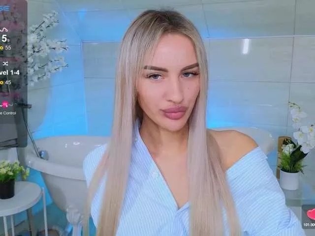 LeilaFlower on BongaCams 