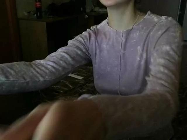 lilmommy65 on BongaCams 