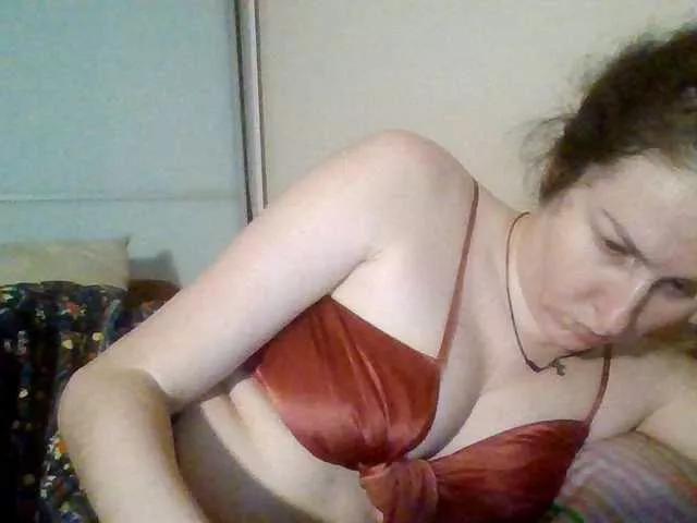 lily133 on BongaCams 