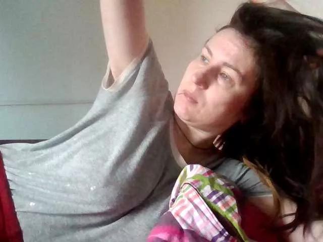 lily133 on BongaCams 